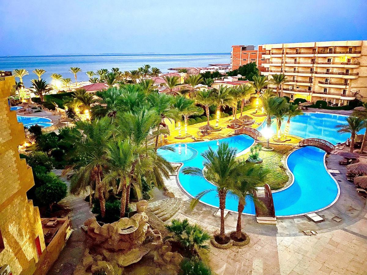 Floor Premier View In Red Sea Aparthotel *