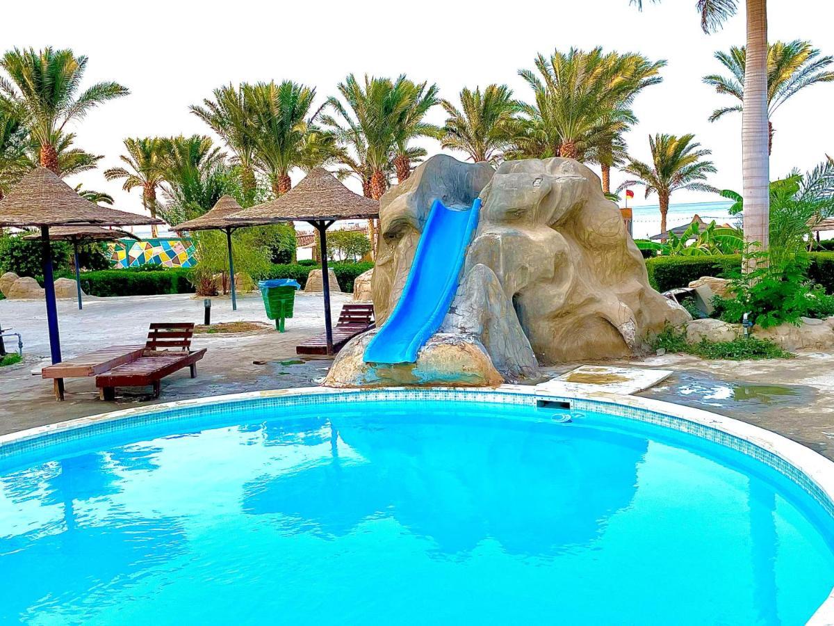 Floor Premier View In Red Sea Aparthotel